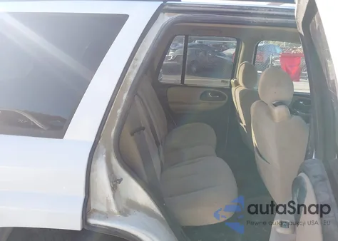 2005 Chevrolet Trailblazer Ls z USA, uszkodzony, nr VIN 1GNDT13S652205143